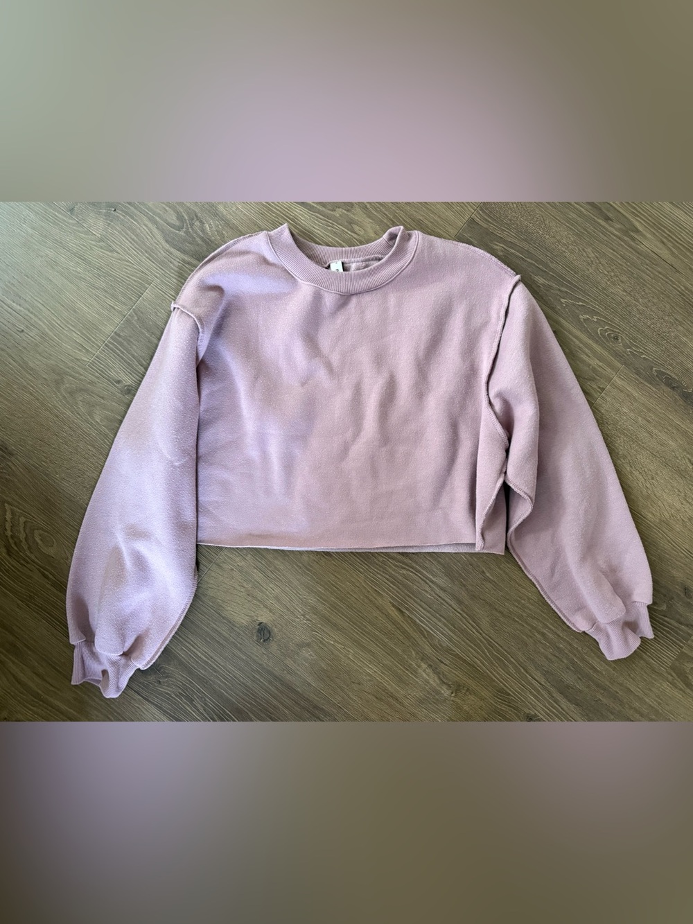 Cropped Lilac Sweatshirt with Balloon Sleeves - Women Tops size medium